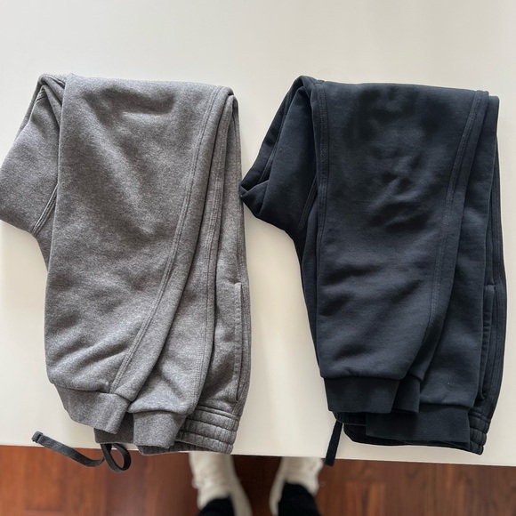 Men’s Classic Nike sweatpants size large Grey and Black - Picture 2 of 8